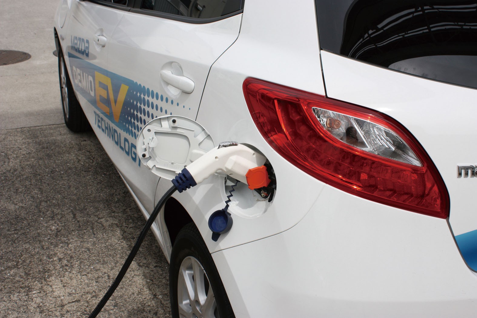 Beijing hará políticas preferenciales para vehículos eléctricos