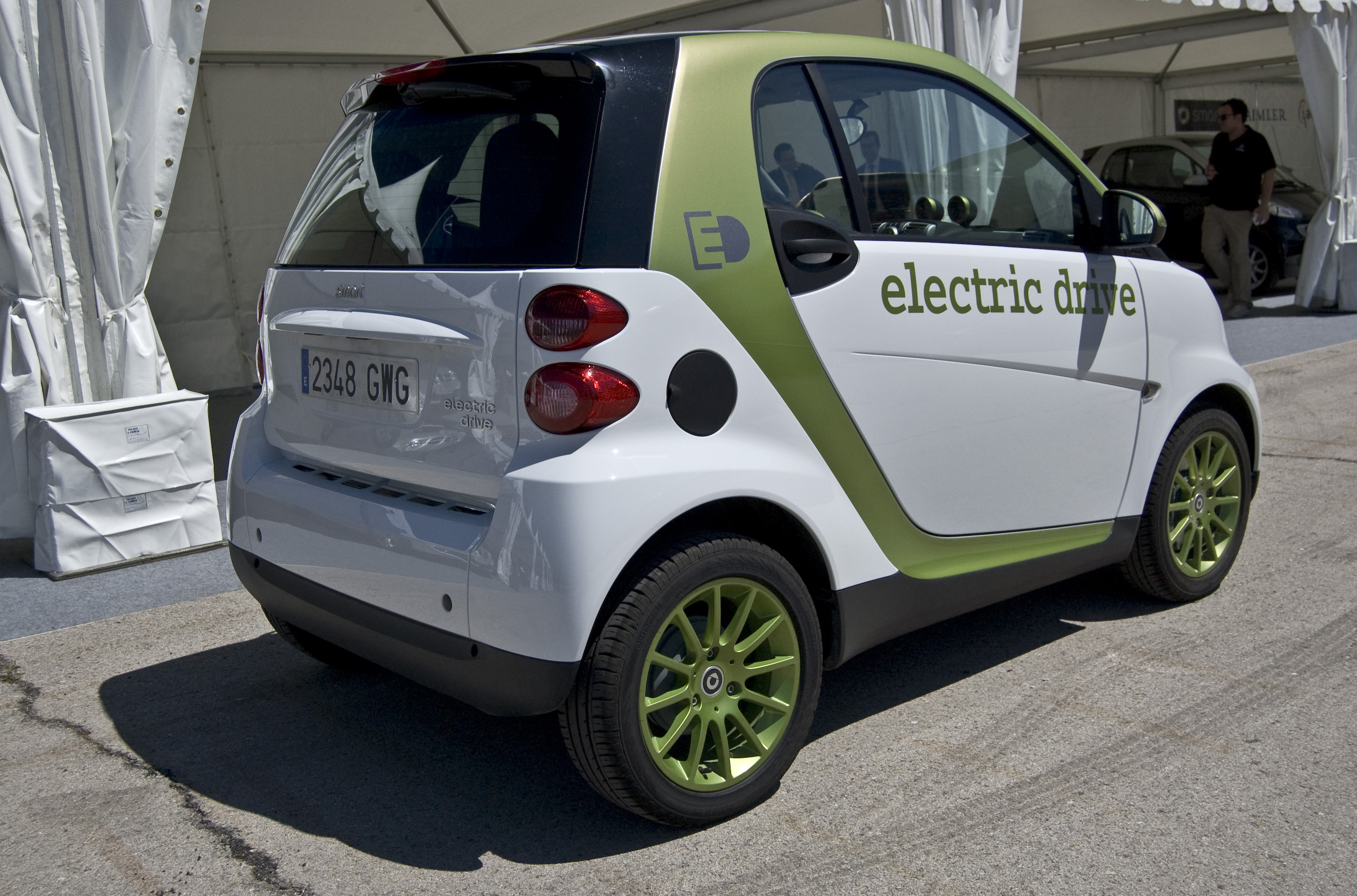 El precio del coche eléctrico Smart es de 18.950 euros