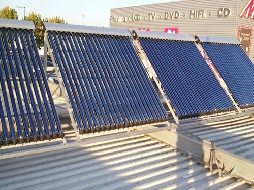 Amordad, empresa fabricante de energía solar, ofrece un plan de apoyo original a los emprendedores