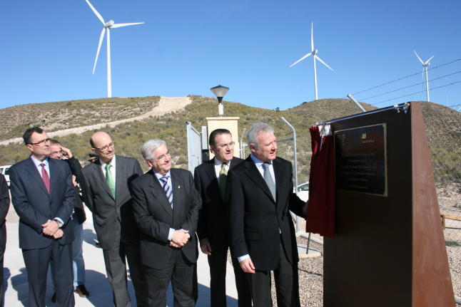Murcia contradice a la FAES y reafirma su compromiso con las energías renovables