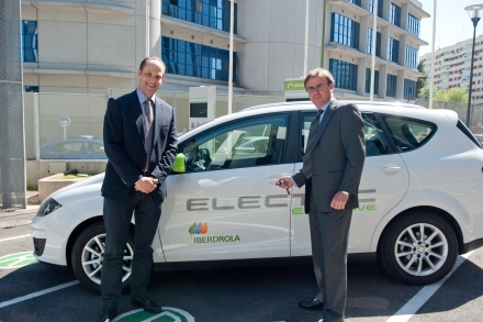 Las ventas de coches eléctricos se multiplican por cinco en abril