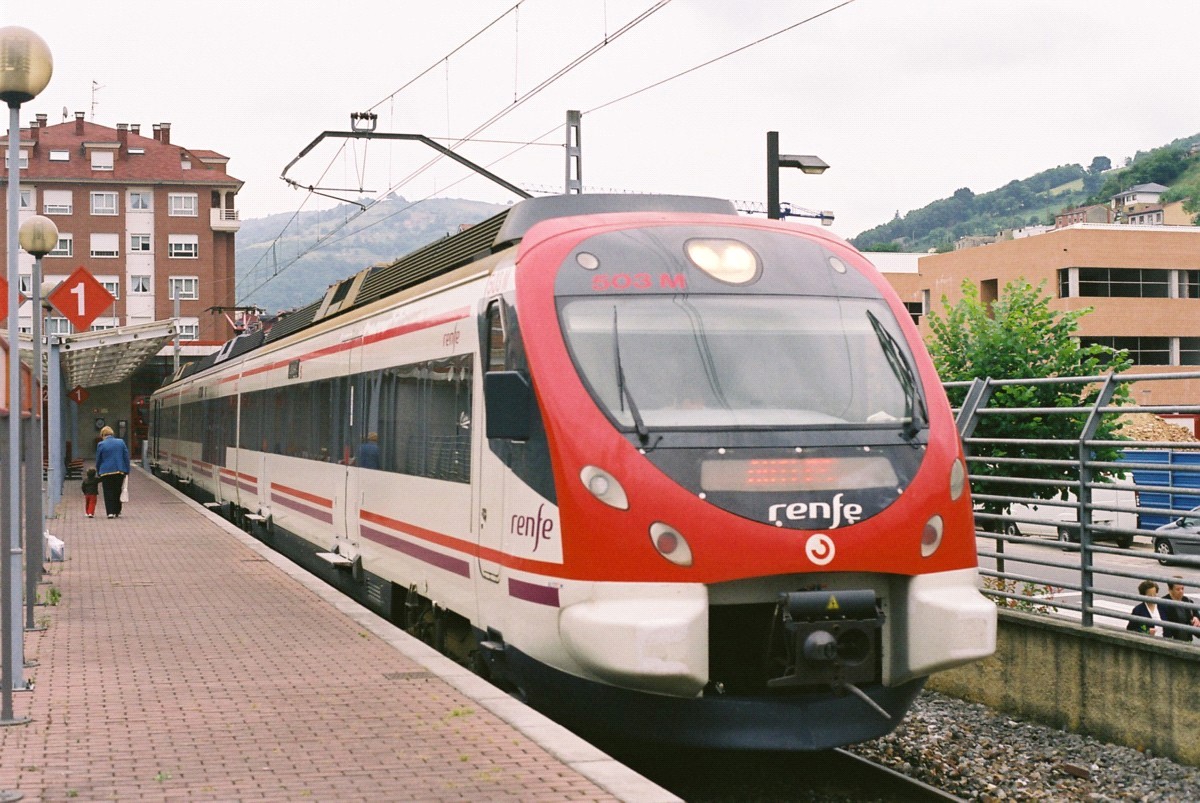 WWF, Greenpeace y CCOO presentan las claves para que el tren sea motor económico y social de futuro