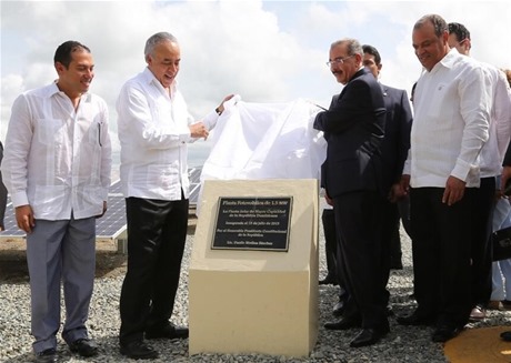 Energías renovables: central de energía solar fotovoltaica en república Dominicana