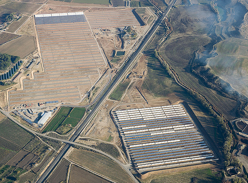 Arranca en Lleida la primera termosolar hibridada con biomasa