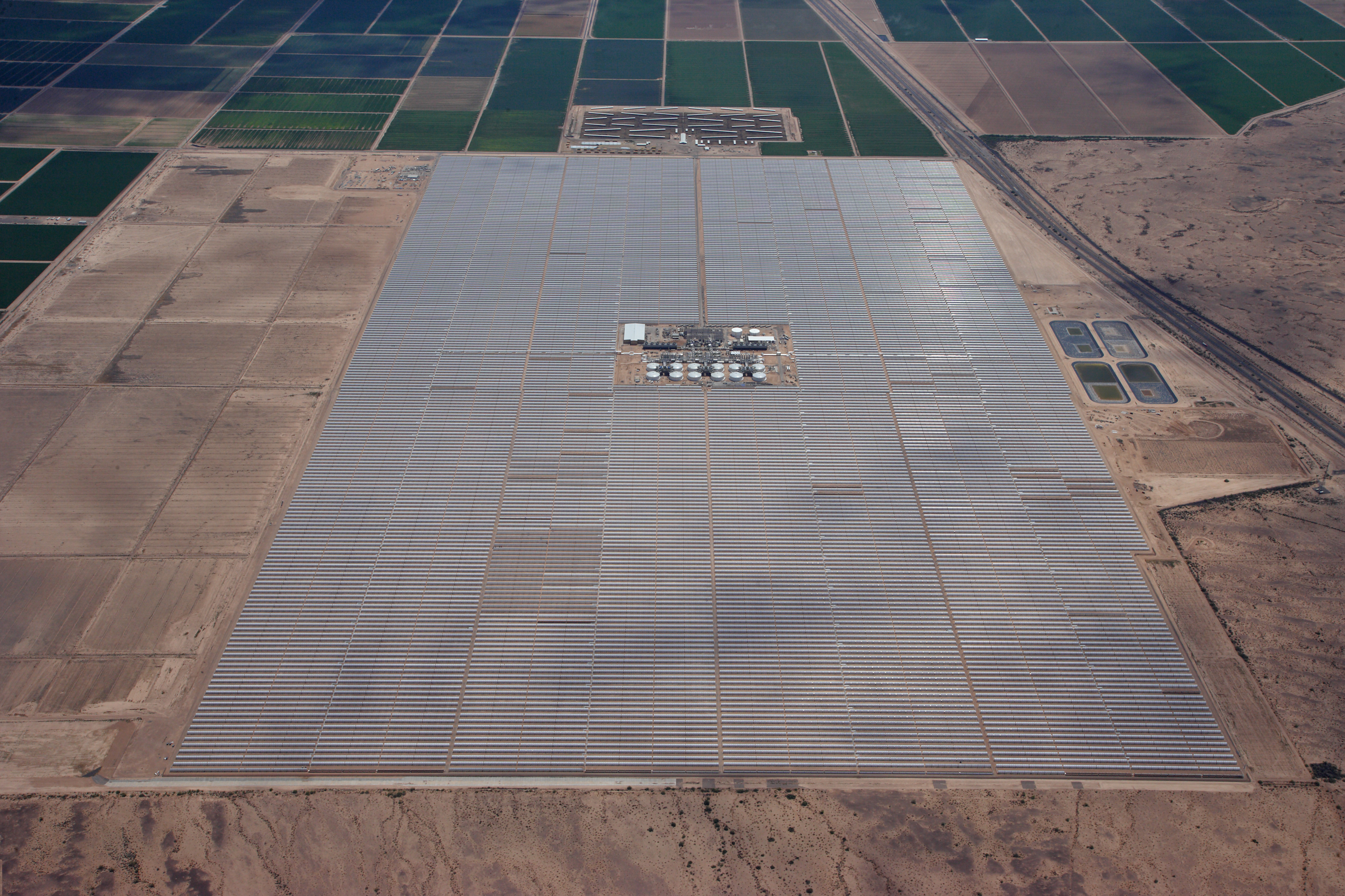 Termosolar y energías renovables: Entra en funcionamiento la termosolar Solana de Abengoa con 280 MW