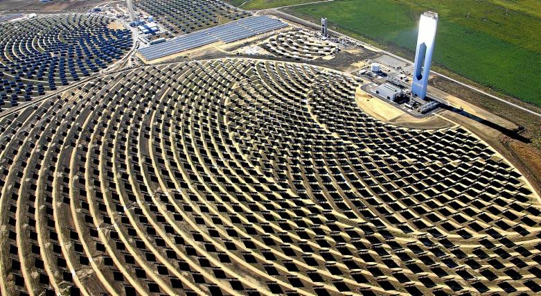 Termosolar Abengoa buscará socios para el desarrollo de sus nuevos proyectos de energías renovables