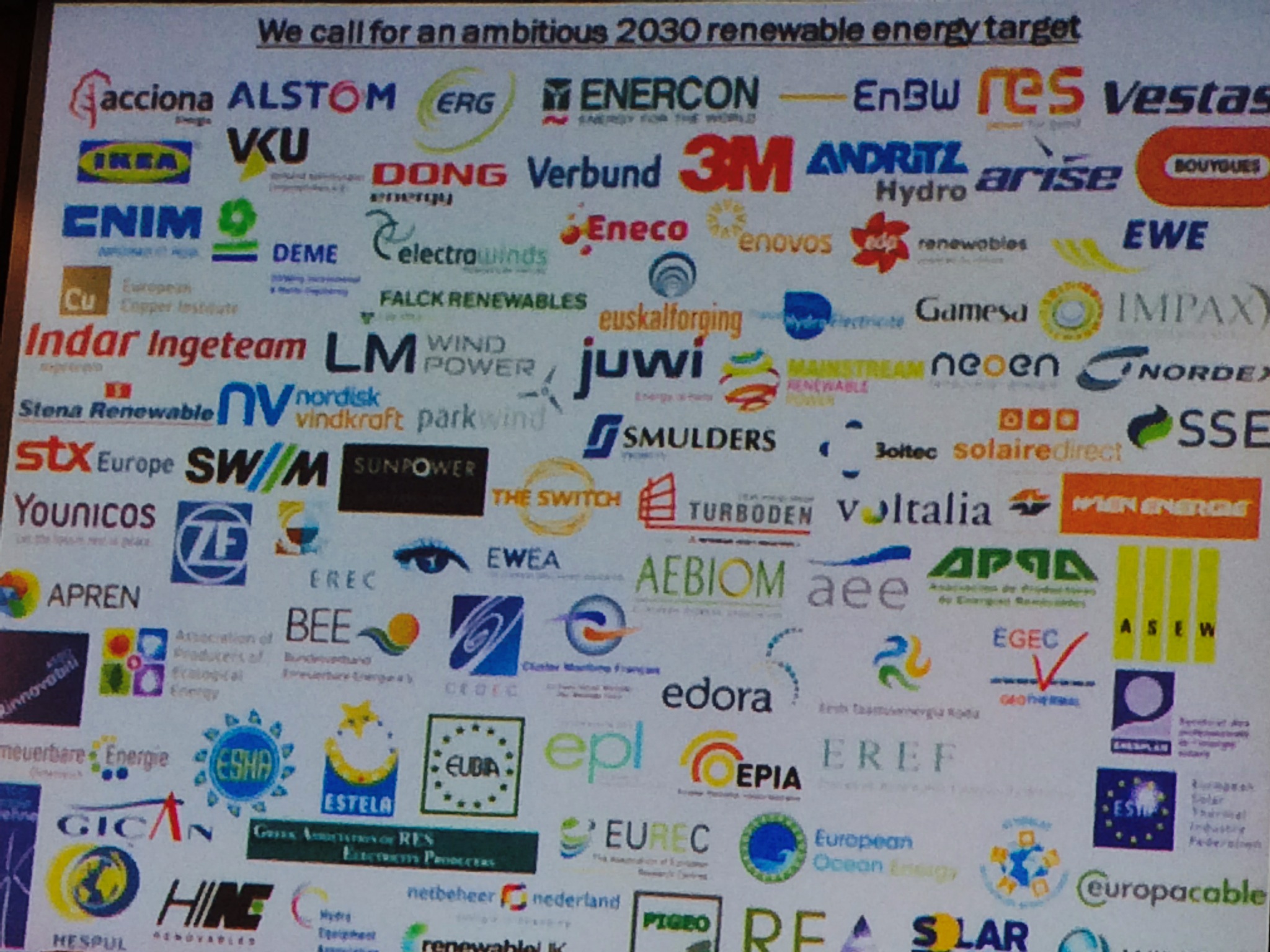 fantasma Permanecer de pié Móvil Empresas quieren objetivo europeo de consumo de eólica y energías renovables  | REVE Actualidad del sector eólico en España y en el mundo