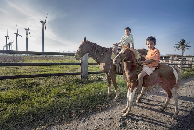 Generación por energías renovables como eólica, geotérmica y energía solar se duplicará para 2018