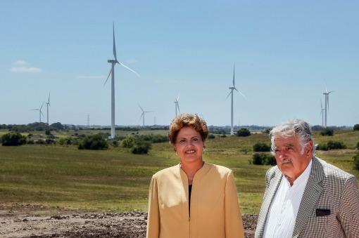 Eólica en Uruguay: Dilma Rousseff y José Mujica inauguran un parque eólico con 31 aerogeneradores