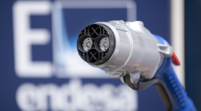 Endesa X y Petromiralles instalarán cargadores para vehículos eléctricos