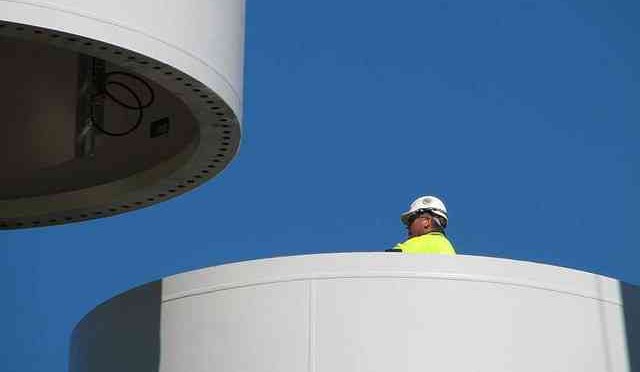Mitsui compra 25% de fabricante torres eólicas español GRI.
