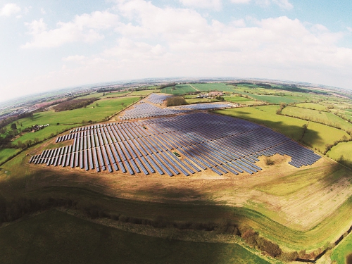 ET Solar adds 13 MWp Project to its Growing UK Solar Portfolio. (PRNewsFoto/ET Solar Energy Corp.)