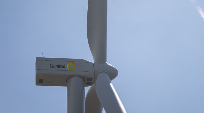 Aerogenerador G114-2.5 MW de Gamesa instalado en Alaiz (Navarra) comienza a producir energía eólica