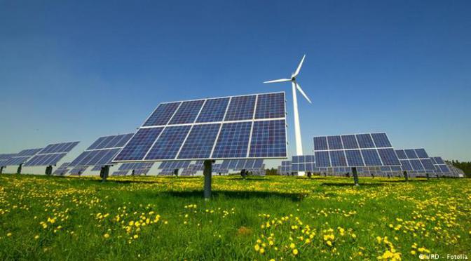 La eólica Siemens Gamesa vende tres plantas fotovoltaicas en España