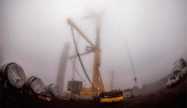 Construcción de Parque Eólico Tres Mesas continúa