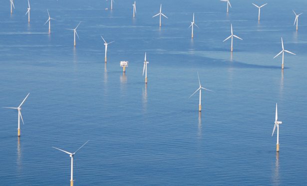 EDF adquiere un proyecto eólico offshore de 450 MW en Escocia de Mainstream Renewable Power