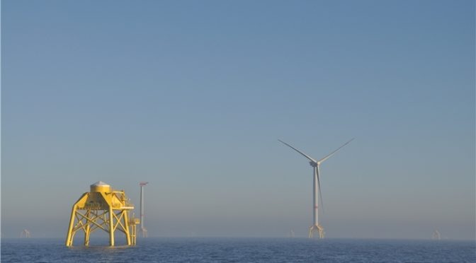 Iberdrola instala aerogenerador en el parque eólico marino Wikinger