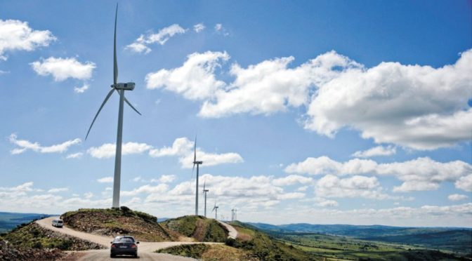 Uruguay exporta energía eólica