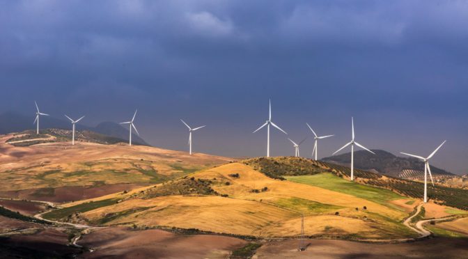 La Asociación Empresarial Eólica presenta el análisis de la situación de la energía eólica en España y en el mundo