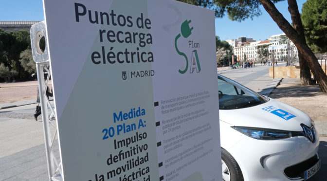 EMT pone en marcha estaciones de recarga eléctrica