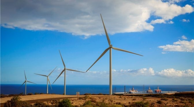 Iberdrola apuesta por el desarrollo de las energías renovables en Canarias