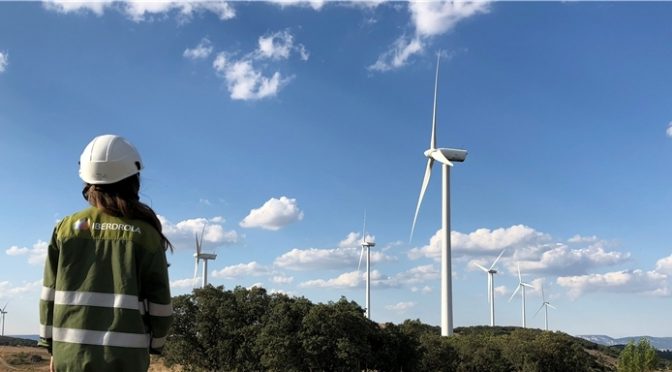 Eólica en Castilla y León: Iberdrola y Caja Rural de Soria promoverán juntas el parque eólico Buniel
