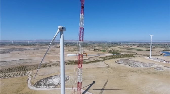 Iberdrola inicia la instalación de los aerogeneradores en el parque eólico El Pradillo