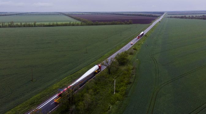 Eólica en Rusia, instalación de aerogeneradores está en pleno apogeo en el parque eólico de Azov