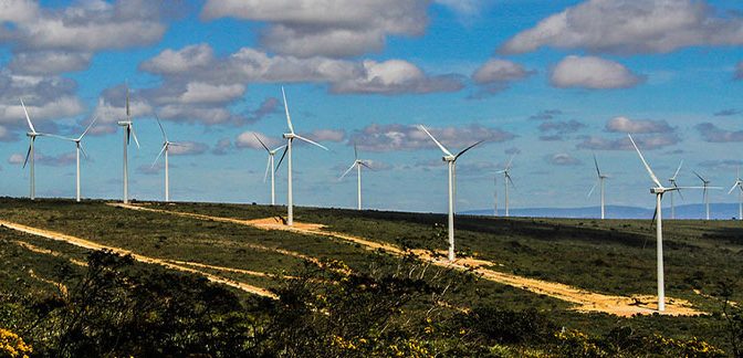 Copel compra energía eólica y solar por 13 años en Brasil