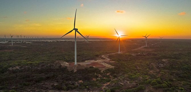 La temporada de fuertes vientos genera picos récord de generación eólica en la región noreste de Brasil