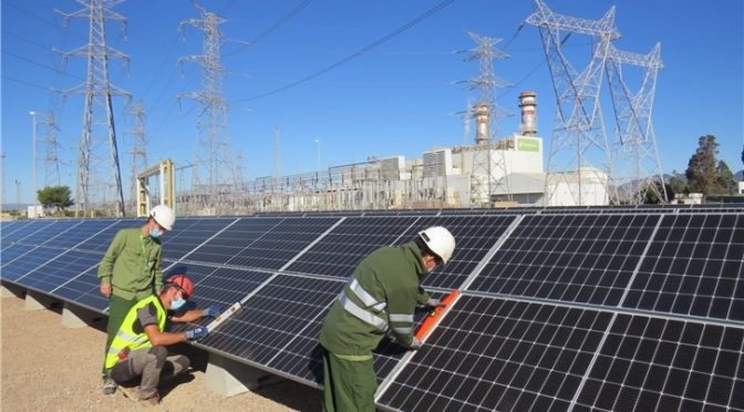 Iberdrola apuesta por la energía renovable en el ciclo combinado de Castellón