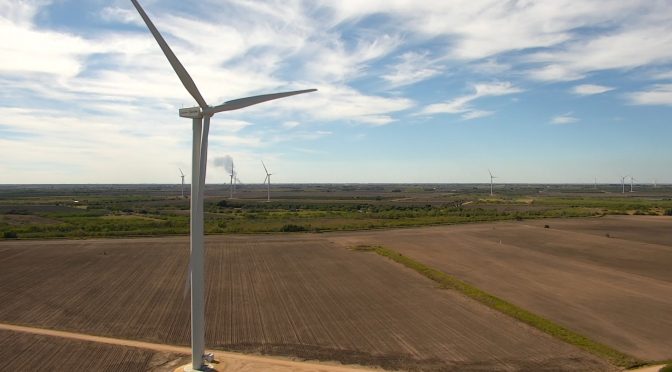 Acciona pone en marcha su mayor central eólica en Texas
