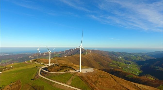 Iberdrola pone en marcha sus parques de energía eólica en Asturias