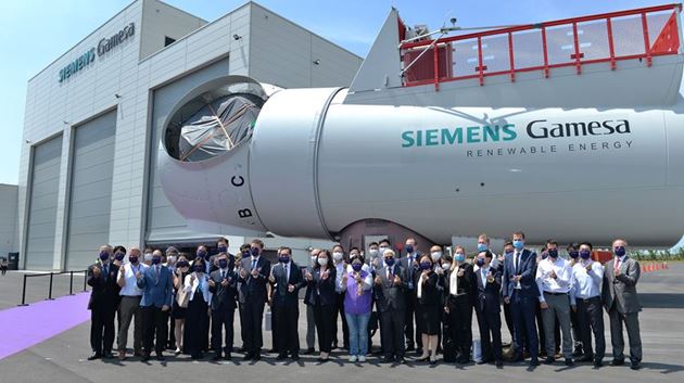 Siemens Gamesa inaugura una fábrica de ensamblaje de aerogeneradores