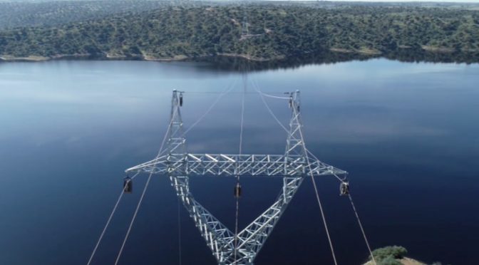 Iberdrola puja por la construcción y operación de una red eléctrica de 1.500 km en Chile