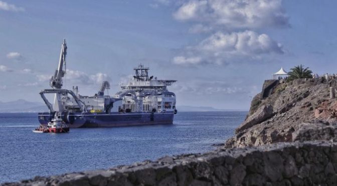 Red Eléctrica inicia el tendido del nuevo enlace submarino que unirá las islas de Lanzarote y Fuerteventura