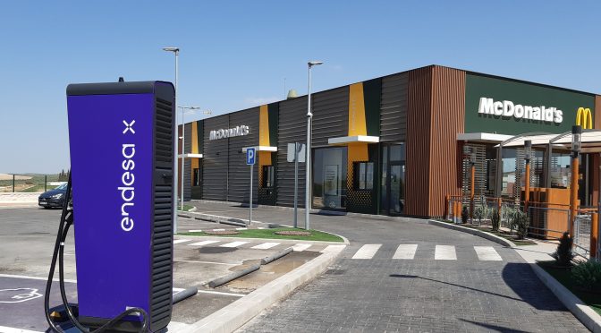 McDonald’s y Endesa X  inauguran puntos de recarga ultrarrápidos