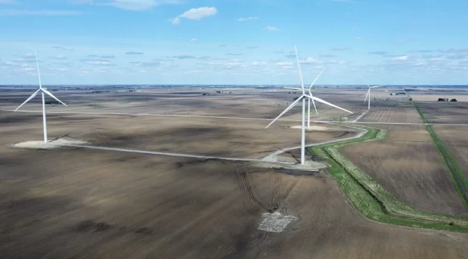 Rivian firma un acuerdo de energía eólica con Apex Clean Energy en Illinois