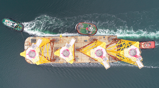 Iberdrola inicia el traslado a Francia de las plataformas eólicas marinas construidas por Navantia-Windar