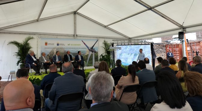Ceremonia de inauguración de los convertidores de energía eólica Enercon instalados en la isla de La Gomera