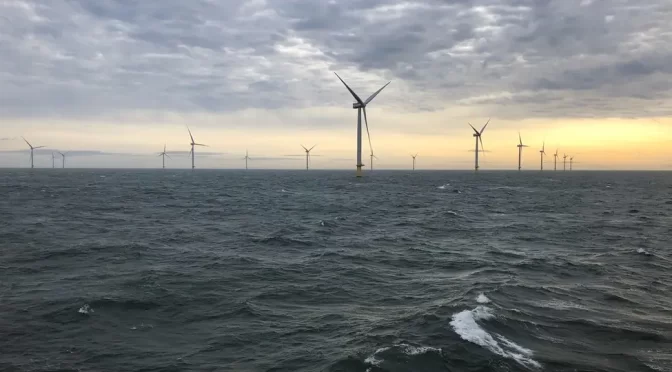 EnBW y Equinor buscarán conjuntamente oportunidades de energía eólica marina en Alemania en 2023