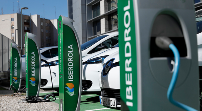 Iberdrola firma una alianza estratégica con bp para acelerar el despliegue de la movilidad eléctrica