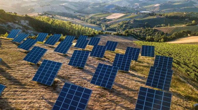 Italia alcanzó 28.596 megavatios de fotovoltaica en 2023