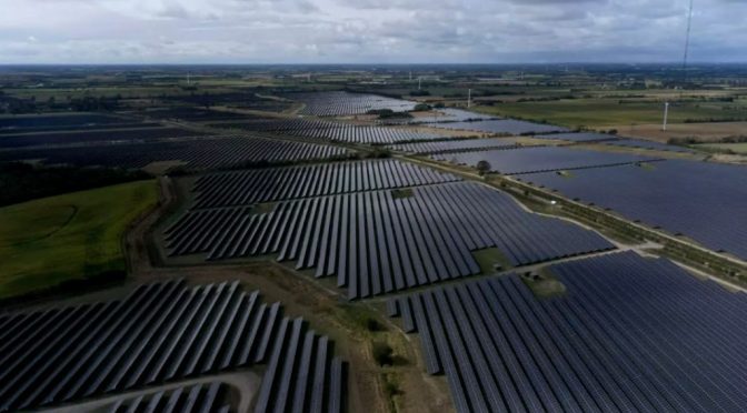 El gigante minero Rio Tinto adquiere una central solar de fotovoltaica de 1,1 GW en Australia