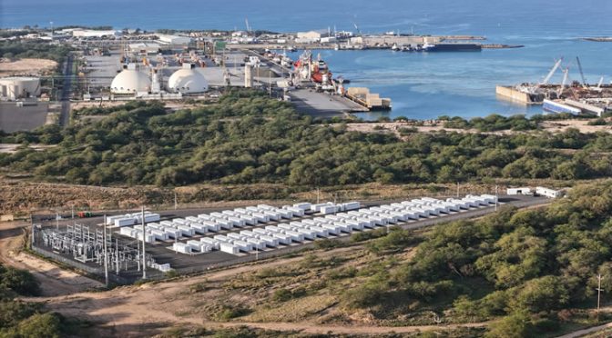 El sistema de almacenamiento de energía en baterías más avanzado acelera la transición de Hawái hacia energías 100 % renovables