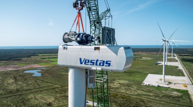 Eólica Vestas regresa a beneficios con ganancia neta anual de 78 millones de euros
