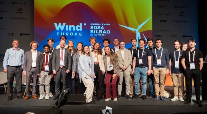 Los estudiantes exploran oportunidades profesionales en la industria eólica en WindEurope 2024