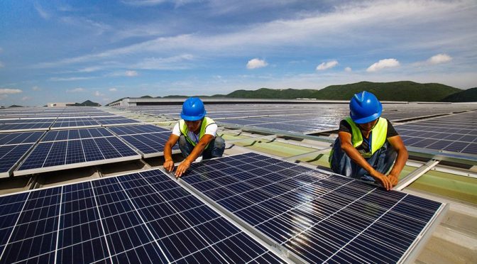 China suma un récord de 36,72 GW de energía solar fotovoltaica en enero-febrero de 2024