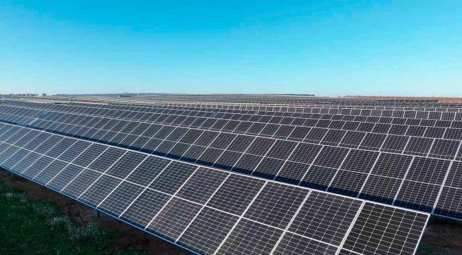 Acciona Energía firma un PPA de fotovoltaica con DaVita en España
