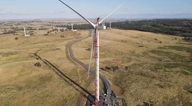 La mayor subasta de energía eólica y fotovoltaica de Australia se celebrará en mayo